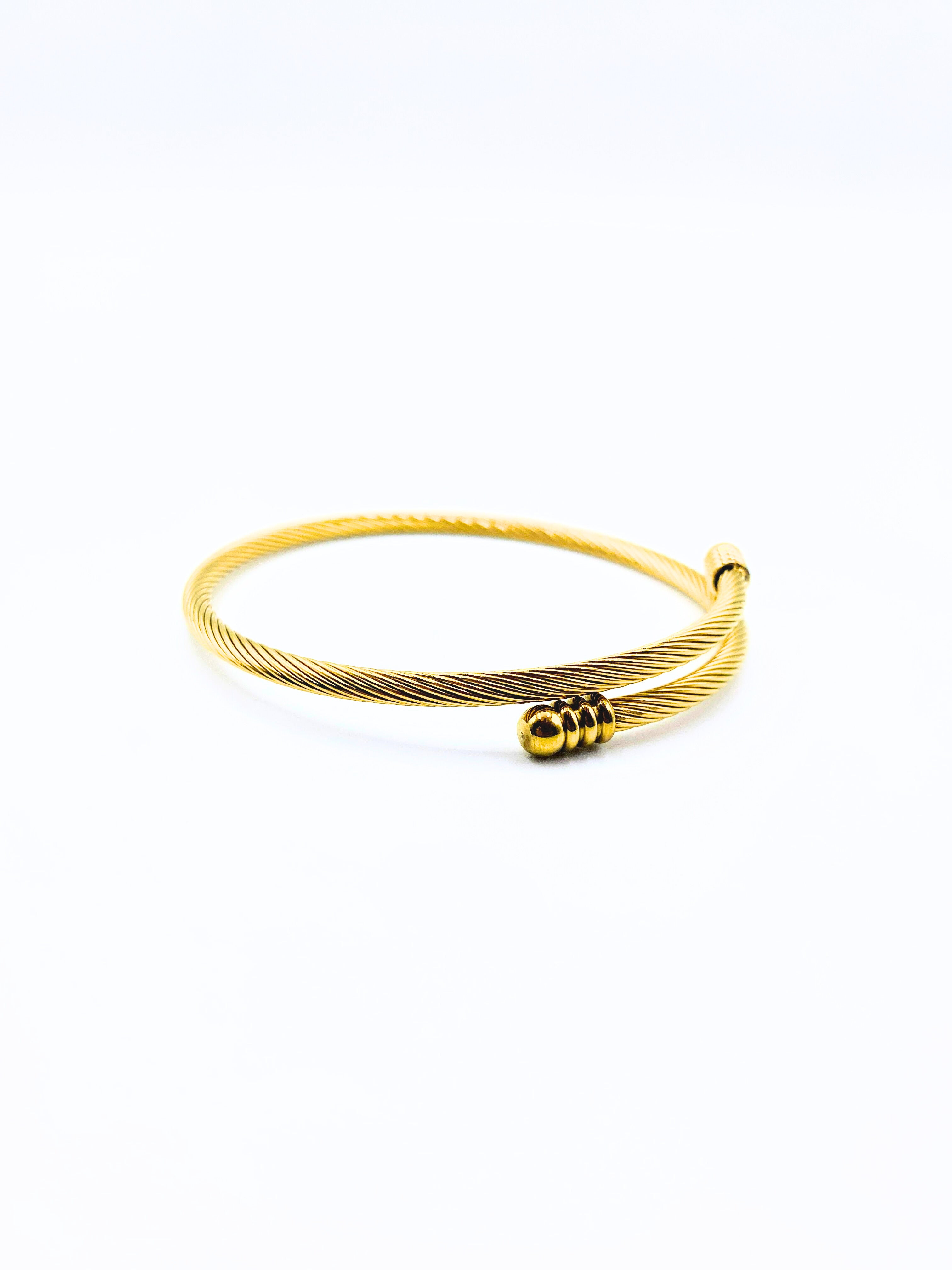 Dalia Bangle