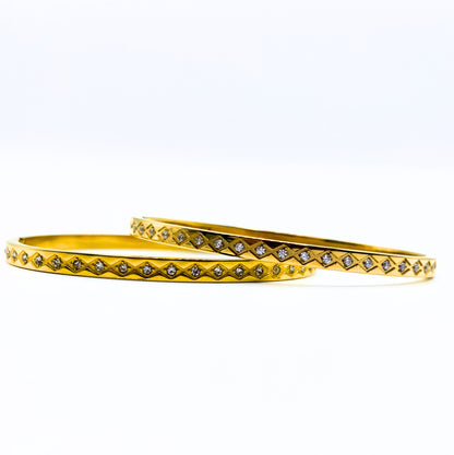Almaas Bangle